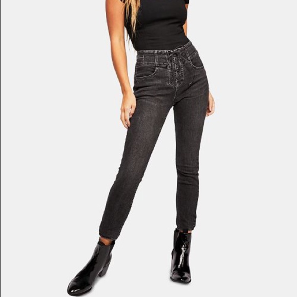 FREE PEOPLE Crvy LoverKnot Lace Up Jeans NWT SIZE 34 Black